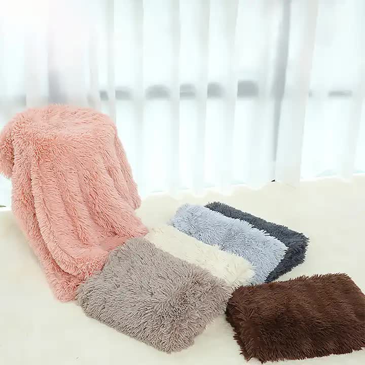 Fluffy Pet Blankets-Soft Faux Fur, Anti-Anxiety Cozy Throws for Cats and Dogs 80*55cm bright pink